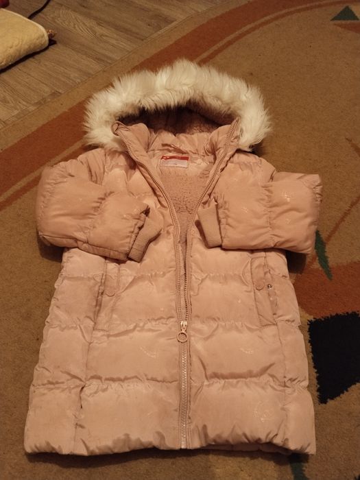 Продам детские куртки