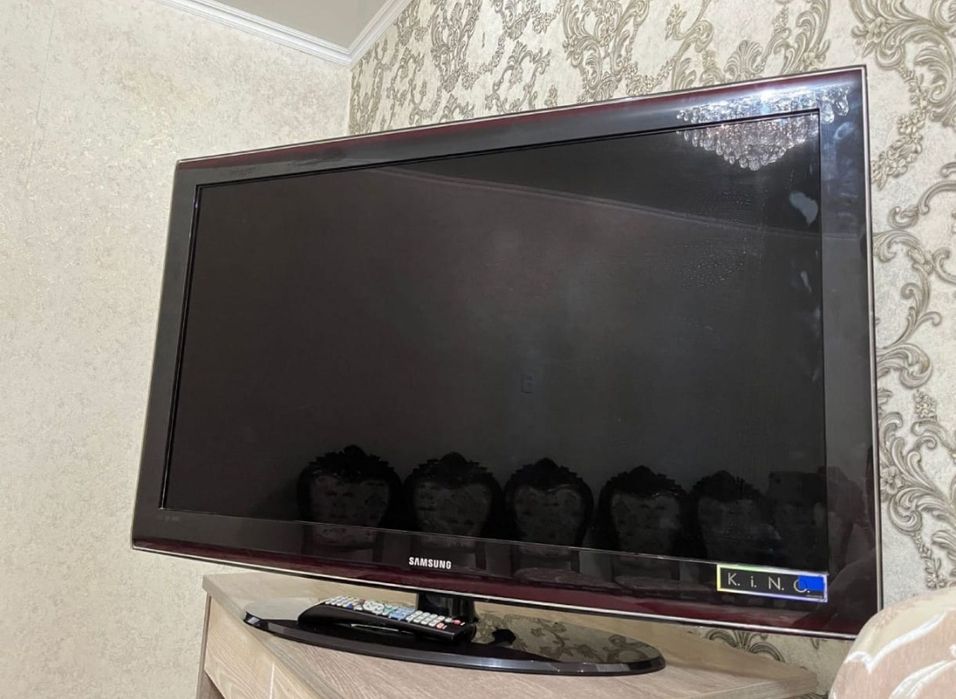 Смарт телевизор Samsung 81 см WiFi YouTube