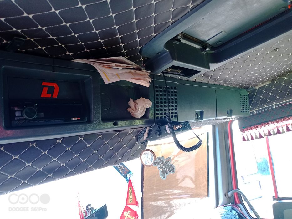 Продам самосвал хово