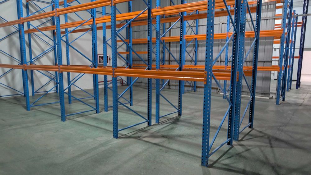 помещение под склад 5600 кв Сергели ханабад