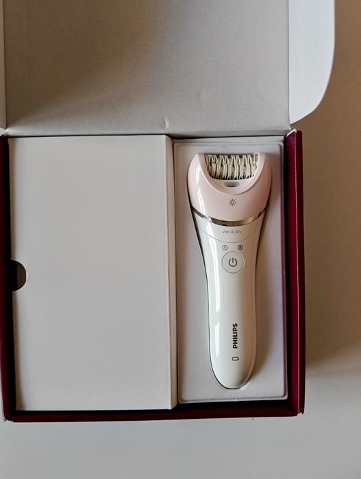 Епилатор Philips 8000