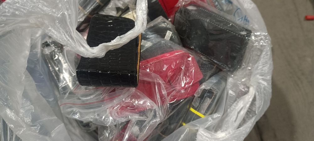 Продам корпуса и чехлы на телефоны