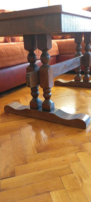 Ретро Масивна холна маса