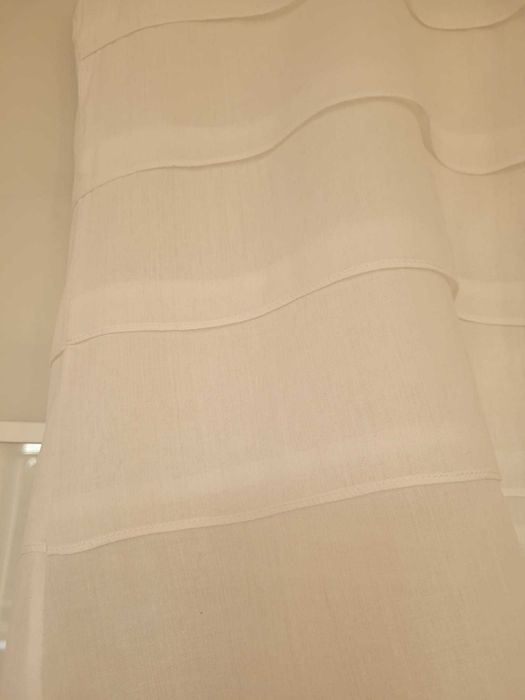 bluza alba fara maneca Zara