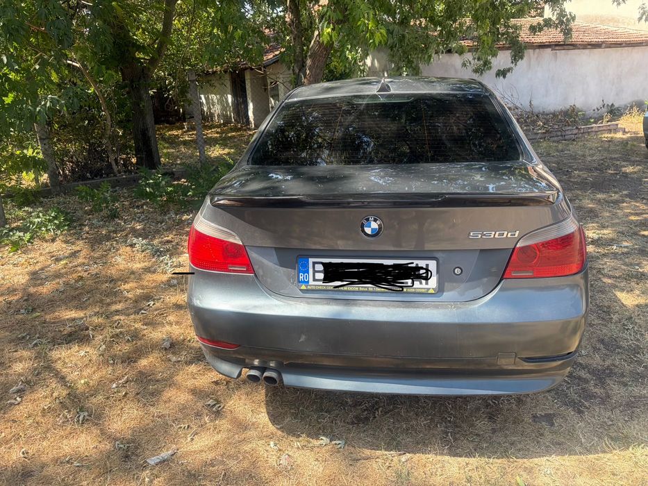 Mașină de vânzare BMW