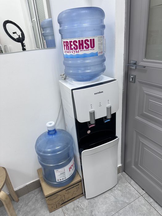 Продам кулер в хорошем состоянии