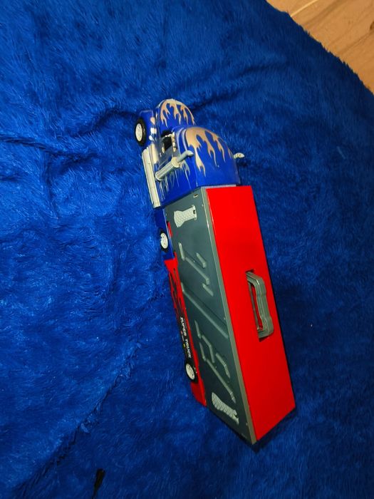 Машина грузовик. Игрушка