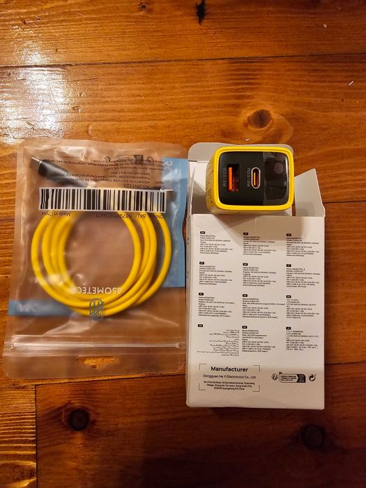 Încărcător 35W GaN super fast charge USB-C/USB-A + cablu USB-C  USB-C