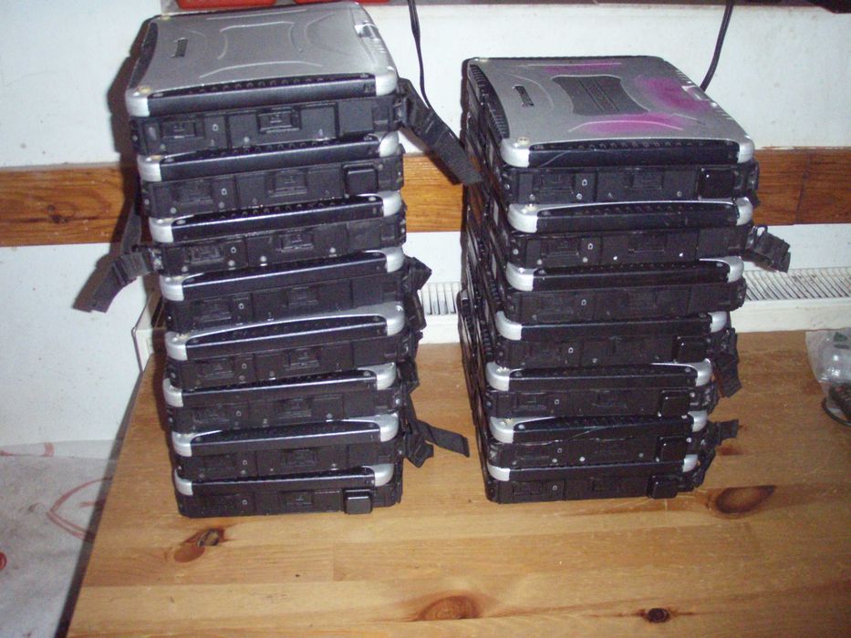 Laptop si tableta (2in1) diagnoza auto (si nu numai) Panasonic Toughbook CF-19
