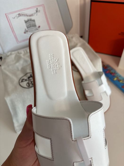 Papuci Hermes Noi , 100% Piele Naturală , Full Box, Mărimi 35/41 !!!