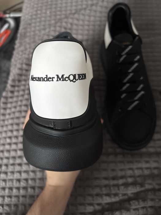 Alexander mcqueen full black