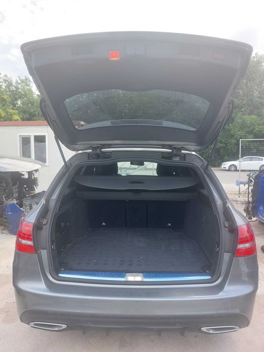 На Части:Mercedes W205 FACE AMG C220d 2019 Ляв волан,Диг.табло,Дистрон