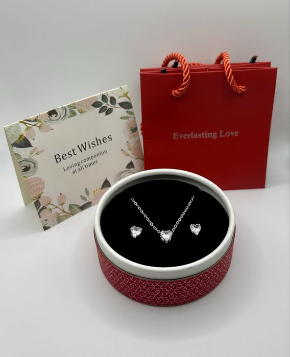 Кутия за бижута с вечна роза,подходящ подарък за 8-ми Март!