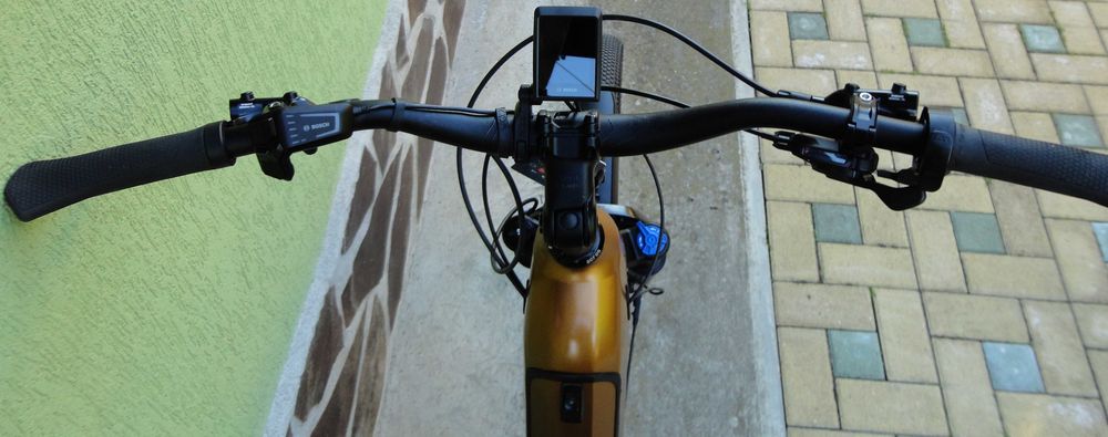 Bicicleta electrica dama Cube Nuride