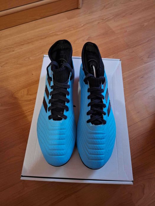 Бутонки Adidas Predator