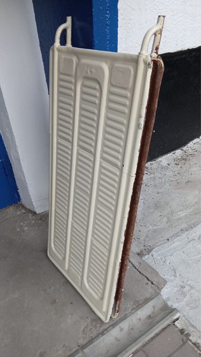 Продается батарея старого типа