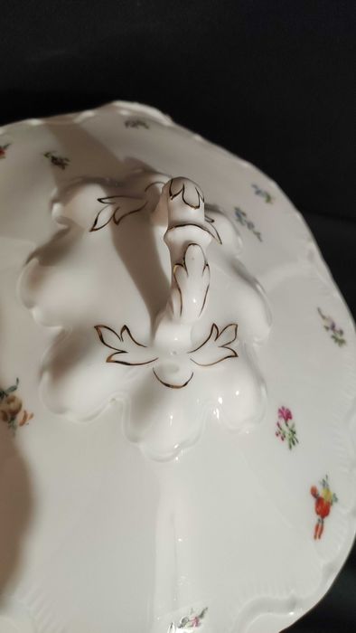 Съд за топло сервиране/терин на Thun Бохемия Чехословакия