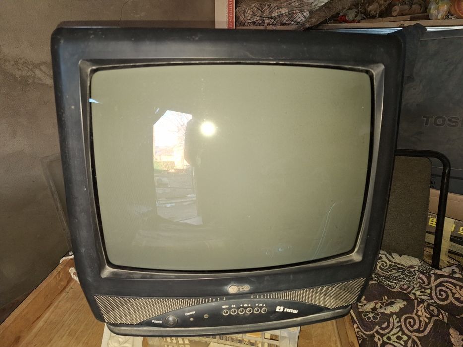 Телевизор цветнои
