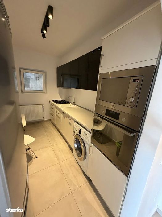 Apartament 3 camere | Piata Romana - ASE | 75 mp | 3 balcoane