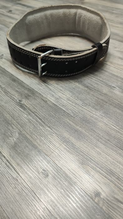 Продавам колан за фитнес