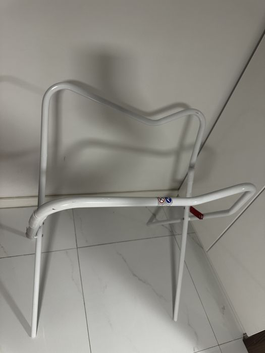 Универсална стойка за ваничка