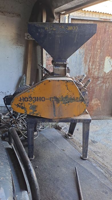 Зерно плюшение МПЗ-3