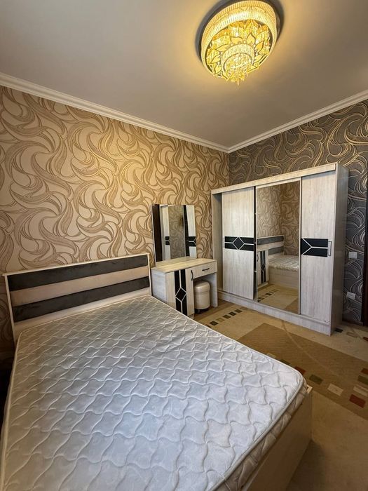 Аренда янги чоштепа метро 1 чи бекат 1×2 хона килинган