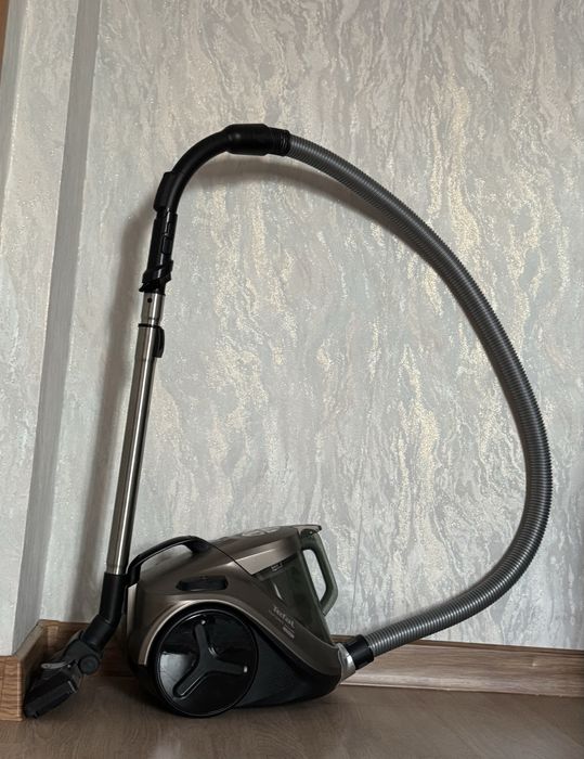 Пылесос фирмы Tefal Campact Power бесшум