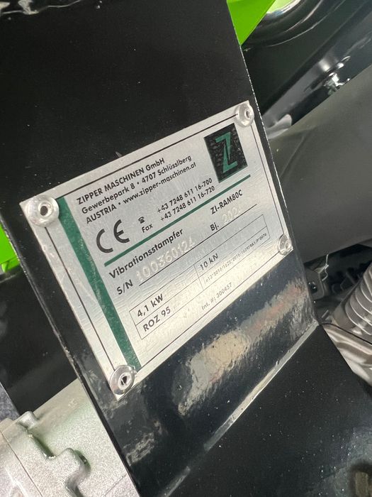 Vand Picior Compactor