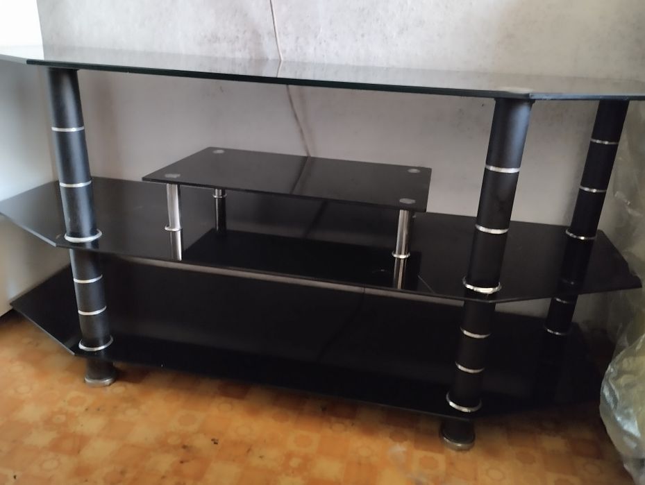 Стол широкий можно под телевизор