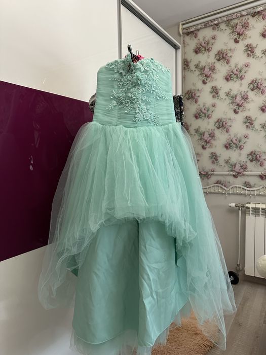 Бална рокля