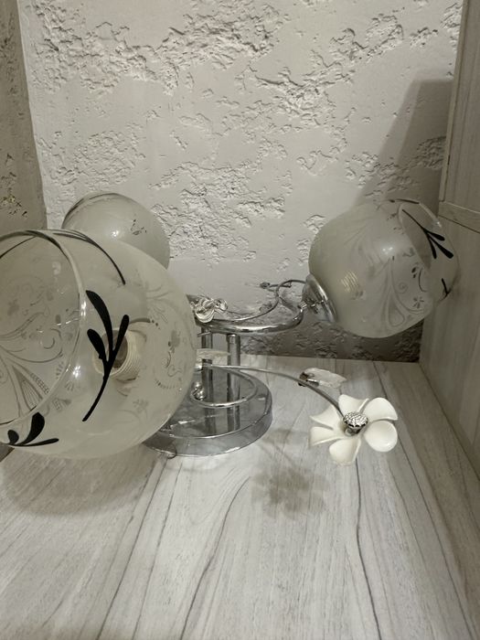 люстра в зал,спальню,детскую срочно