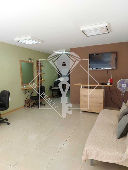 Продава се Офис в Пловдив, Кършияка - 63 кв.м за 2112 €/кв.м - Снимка #1