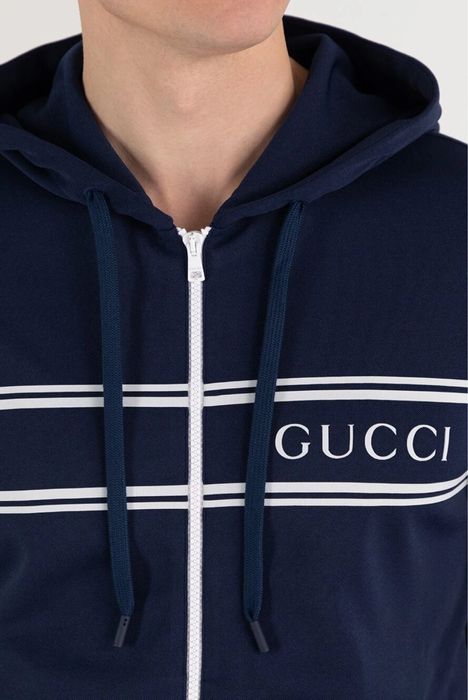 Темно синия двойка Gucci
