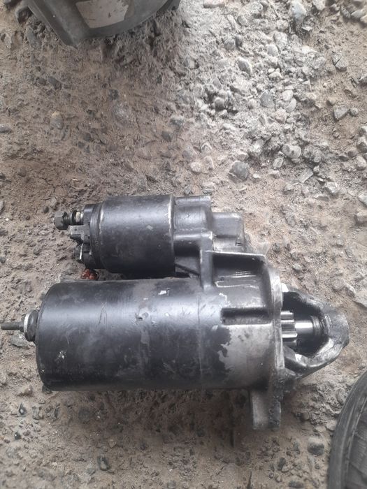 Продам запчасти на ауди80 б4