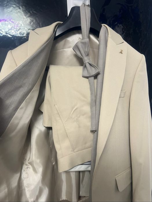 Costum eveniment barbati