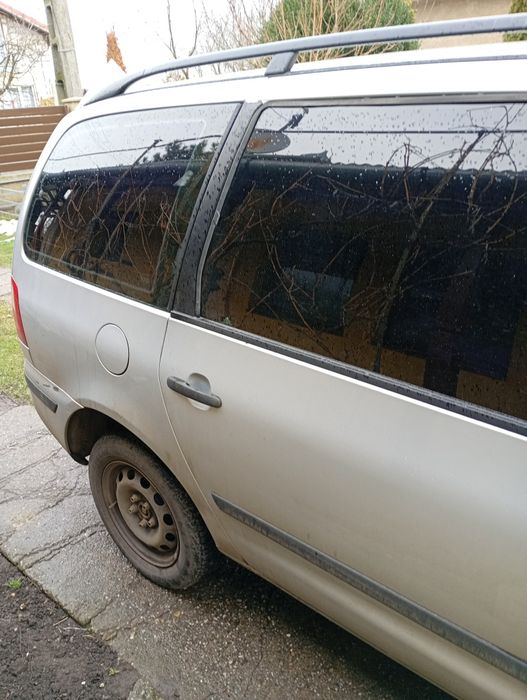 Vand Ford Galaxy din anul 2000