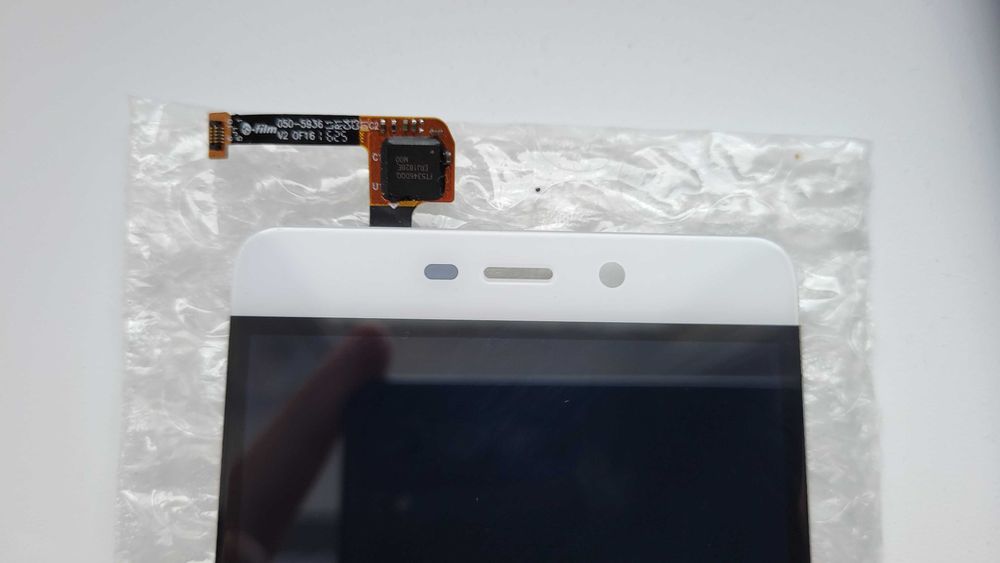 Продаю новый дисплей для Xiaomi Redmi