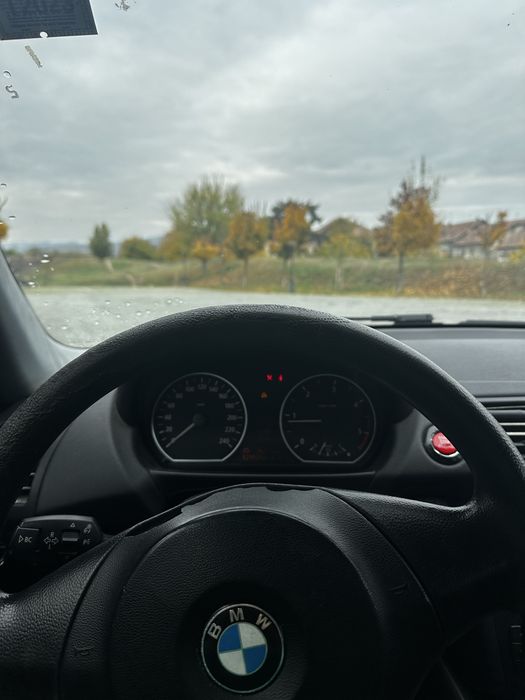 Bmw Seria 1  120d E87 2004