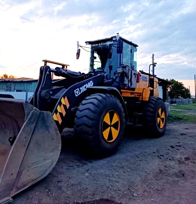 Услуги погрузчика. Аренда погрузчика. Чистка снега . 2куба- 3куба