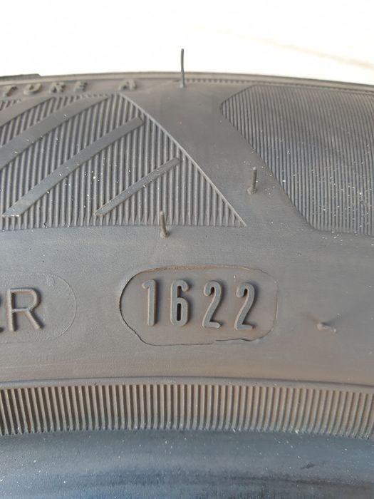Летни гуми 4 броя GOODYEAR EfficientGrip 195 60 R18 дот 1622