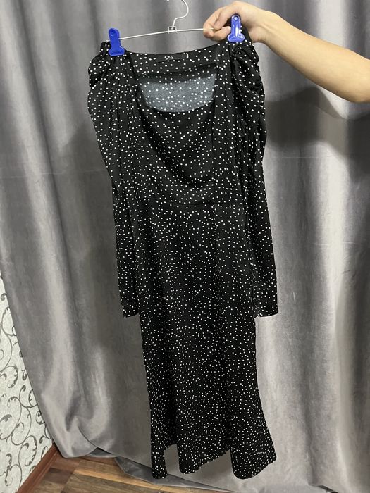 Продам платье красивое