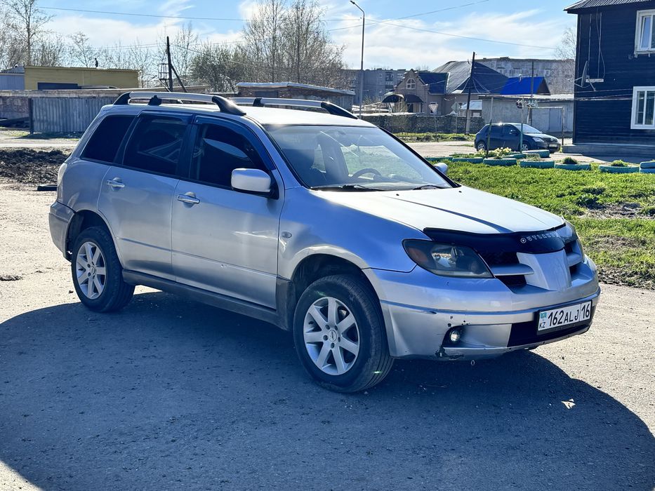 Продам Outlender 2003 г.в