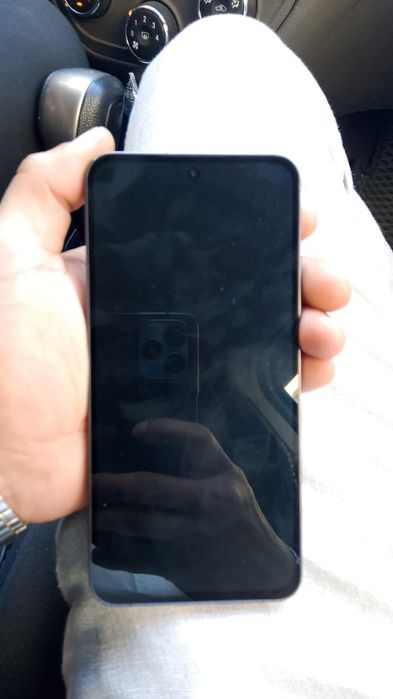 Самсунг телефон сатылады