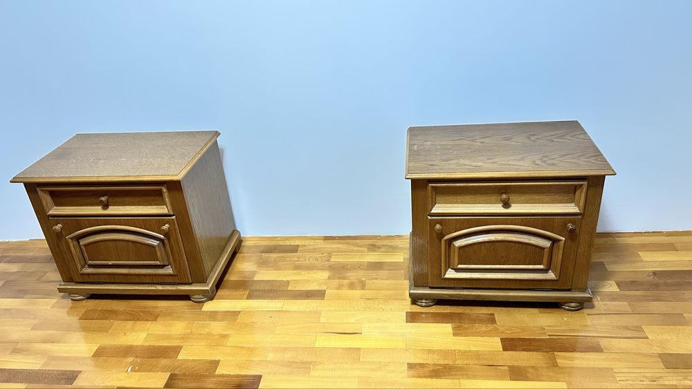 Set 2 noptiere lemn masiv (60x40x55 cm) – Stil clasic