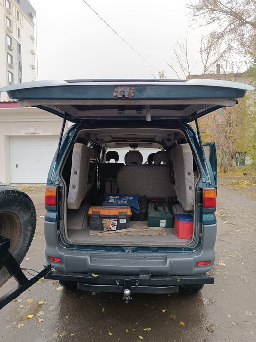 Mitsubishi Delica 1999