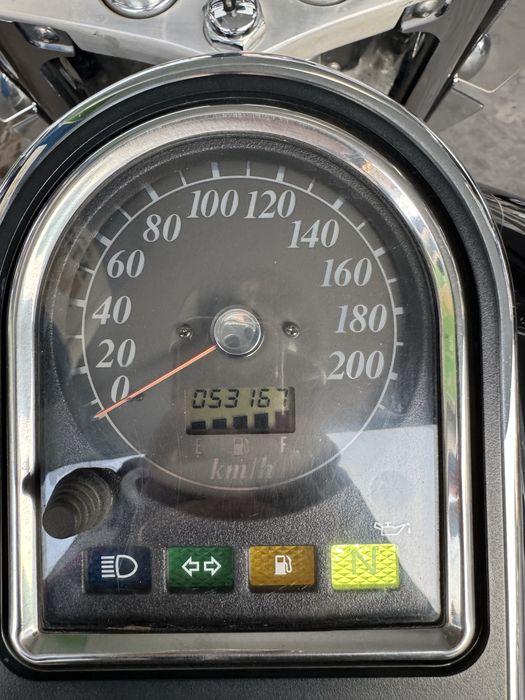 Suzuki intruder VL1500 LC
