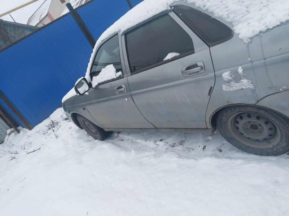 Продам приору на активном ходу!