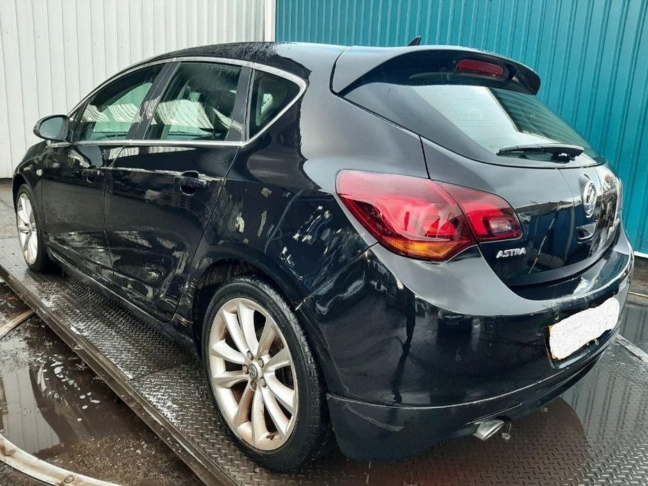 Haion Opel Astra J 2011 Hatchback 1.4 TI