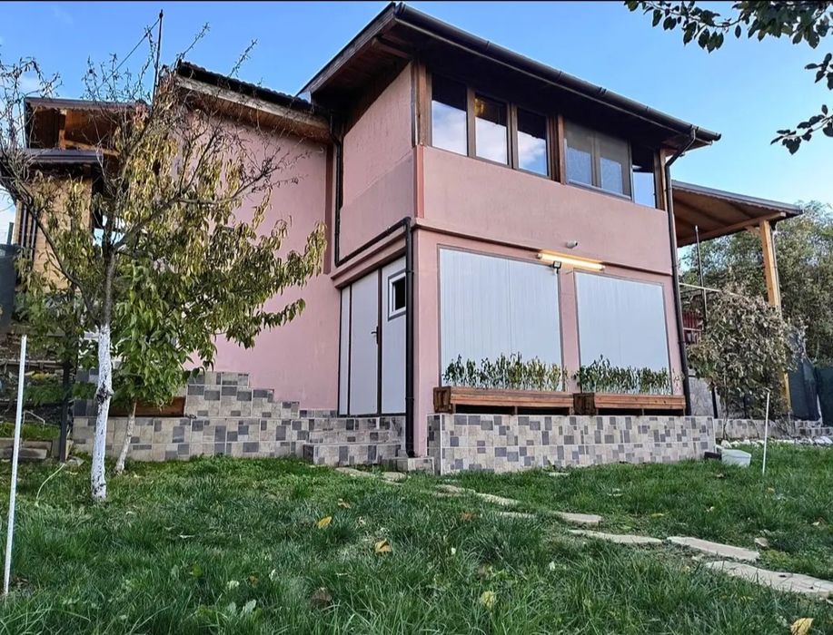 Продава се Къща в Годеч - 50 кв.м за 1275 €/кв.м - Снимка #1